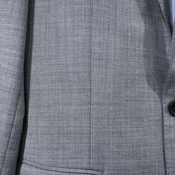 J. Crew Size 38R Ludlow Blazer in Tollegno 1900 Italian Wool - Picture 3 of 10